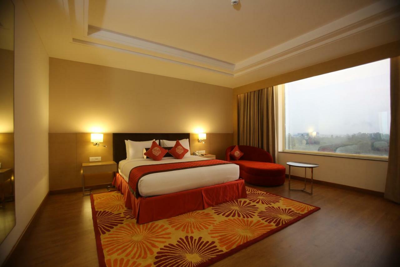 Country Inn & Suites By Radisson, Meerut Dış mekan fotoğraf